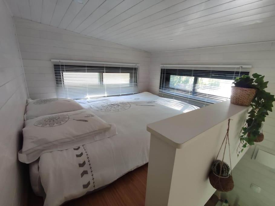 Tiny House Chez Caroline Βίλα Gaillan-en-Médoc Εξωτερικό φωτογραφία