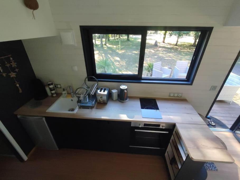 Tiny House Chez Caroline Βίλα Gaillan-en-Médoc Εξωτερικό φωτογραφία